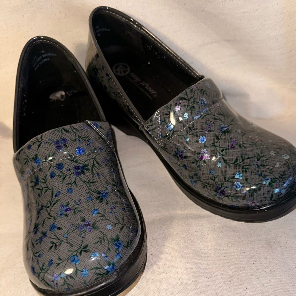 Easy Works Women's Laurie Clog
